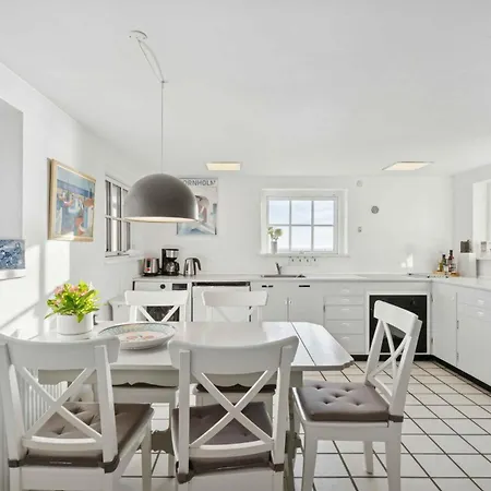 Dom wakacyjny Family-friendly Beachside *