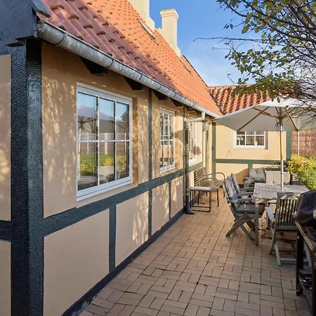 Family-friendly Beachside Rønne